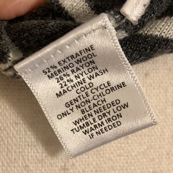 Loft Ann Taylor Merino Wool blend tunic - Picture 6 of 6